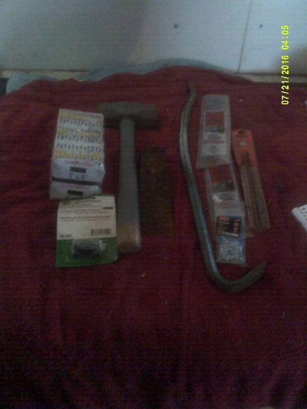 lot 50 image: HAND TOOLS