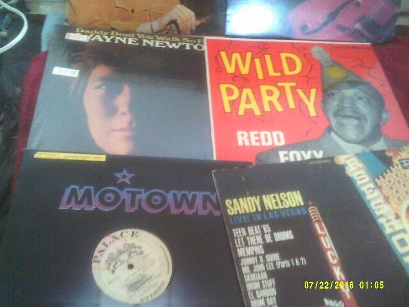 lot 59 image: COLLECTIBLE RECORDS