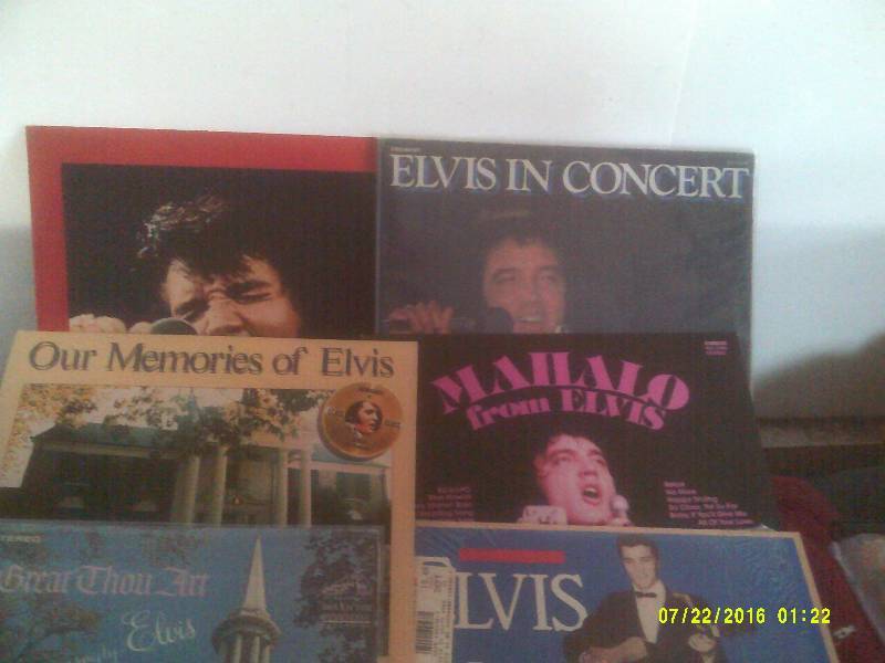 lot 63 image: 8 ELVIS RECORDS