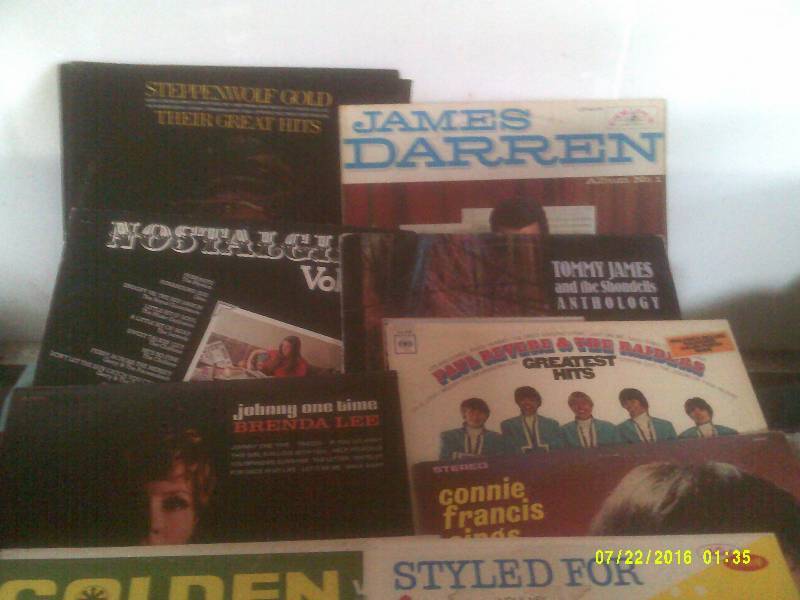 lot 66 image: COLLECTIBLE RECORDS