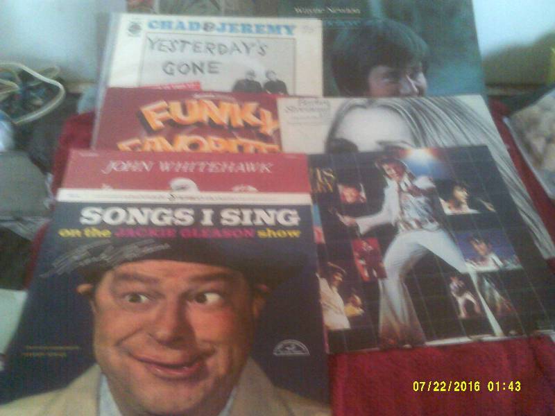 lot 68 image: COLLECTIBLE RECORDS