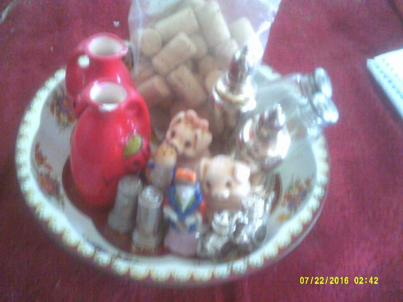 lot 71 image: VINTAGE SALT AND PEPPERS OIL AND VINIGER AND CORK