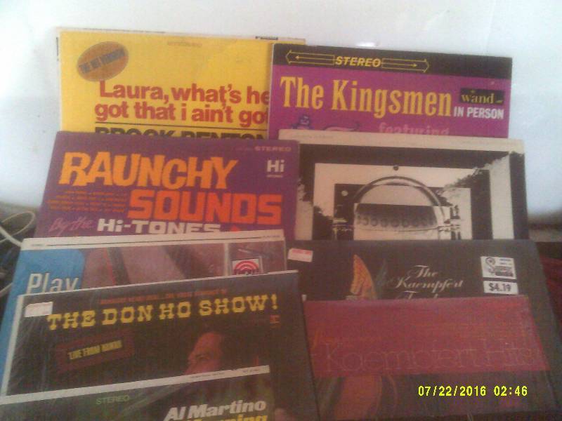 lot 73 image: COLLECTIBLE RECORDS