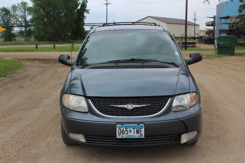 2001 Chrysler Town & Country LXi