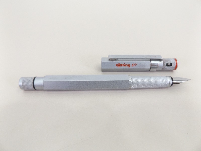 lot 11 image: Rotring 600 Fountain Pen