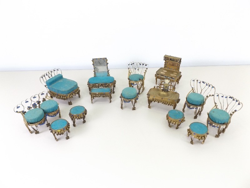 lot 29 image: Antique Metal Victorian Doll House Furniture
