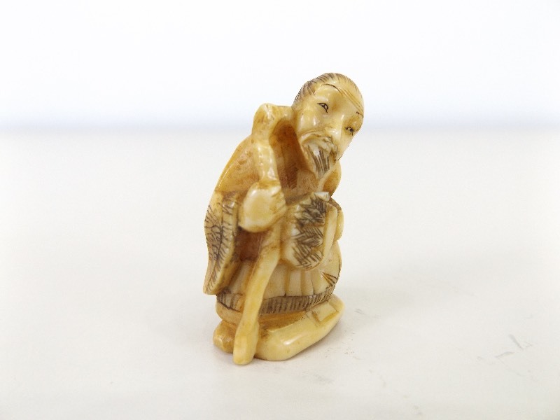 lot 37 image: Antique Signed IvoryBone Netsuke 