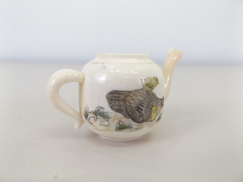 lot 39 image: Antique IvoryBone Chicken Teapot