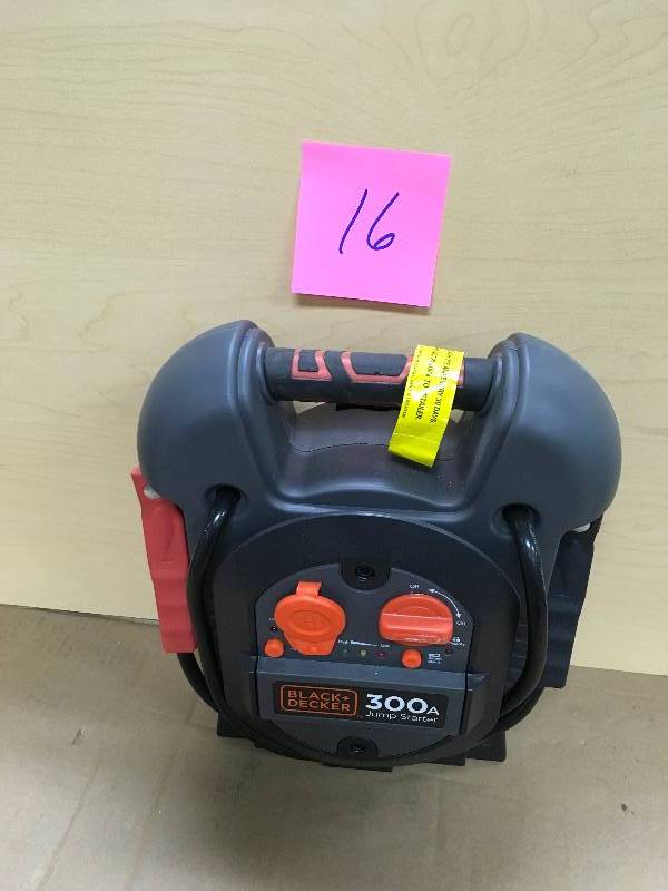 lot 16 image: Black & Decker 300 Amp Portable Jump Starter