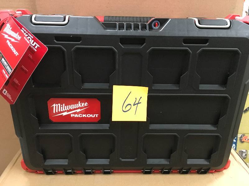 lot 64 image: Milwaukee PACKOUT Tool Box