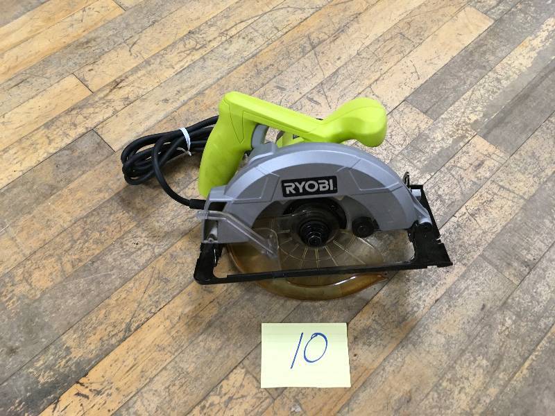 Ryobi 13-Amp 7-14 in. Circular Saw  in working conditions