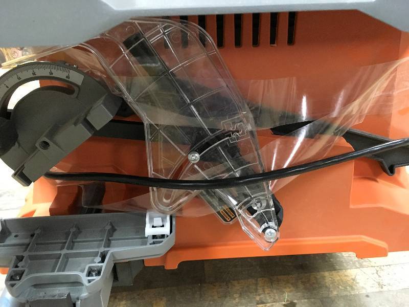 RIDGID 15 Amp 10 in. Heavy-Duty Portable Table Saw with Stand Model#  R4513 in good working conditions