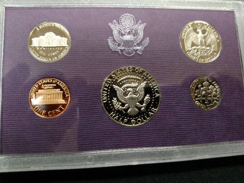 1984 U.S. Proof Coin Set...