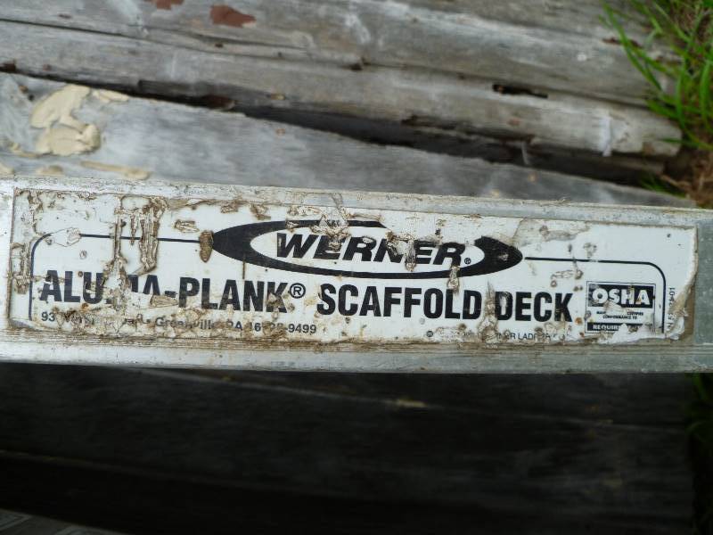 lot 6 image: 7ft Aluminum Scaffold Walkboard