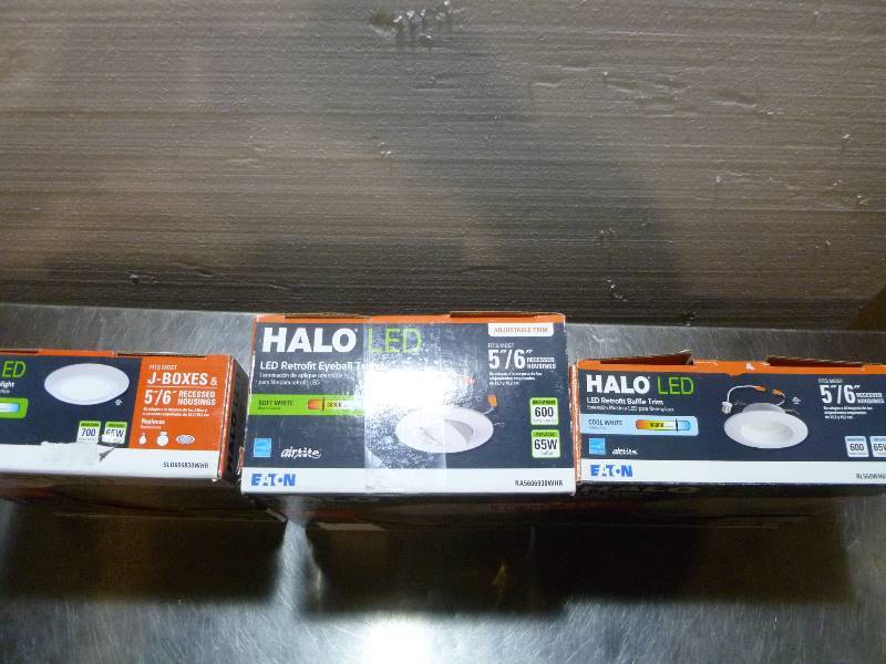 lot 38 image: 3 Halo LED Recessed Light Kits