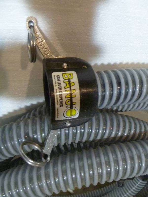 lot 105 image: Banjo Vac Hose