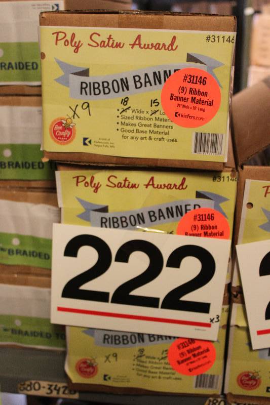 27 Ribbon Banners 18 x 15 in Retail Packaging