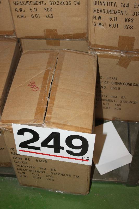 288 Assorted 4 Ice Cream Cone CardPhoto Holder in Retail Packaging