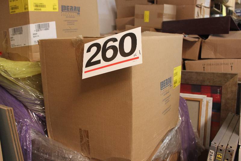 60 Packs of 4 Plastic Storage Containers with Lock Tab 4 in Retail Packaging