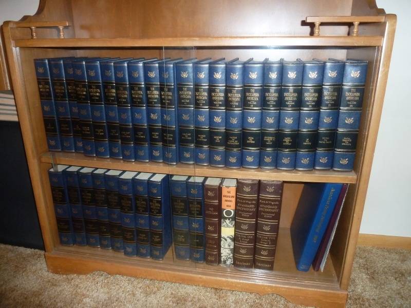 lot 23 image: Encyclopedia Set