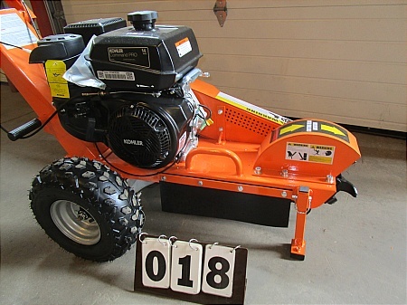 lot 18 image: Power King Stump Grinder