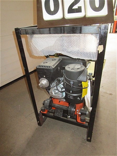 lot 20 image: Power King Plate Compactor
