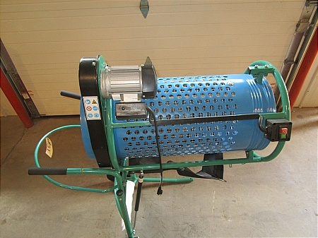 lot 31 image: Rotary Sieve