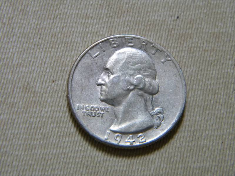 lot 7 image: 1942 Washington Silver Quarter