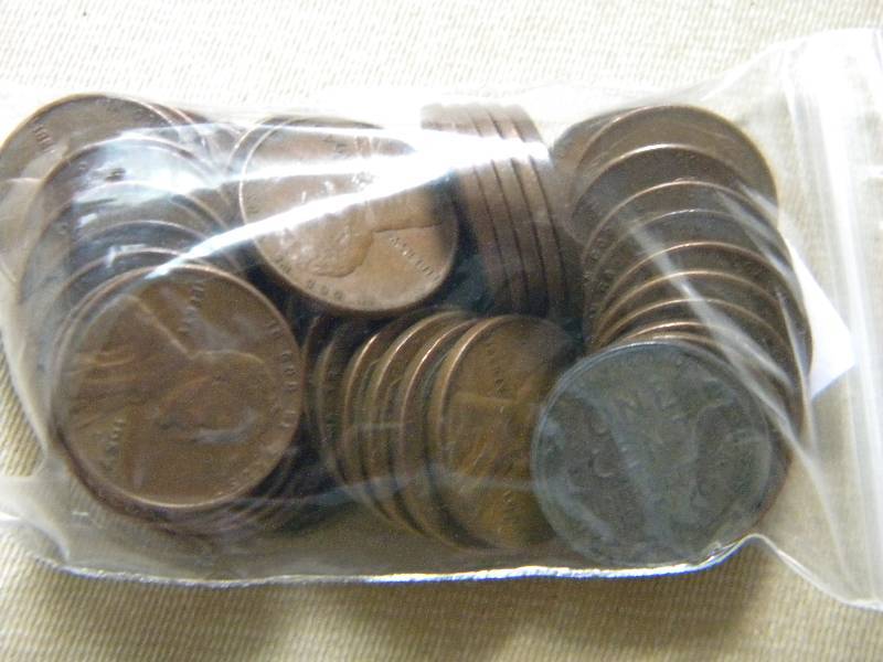 lot 12 image: 50 Wheat Back Pennies