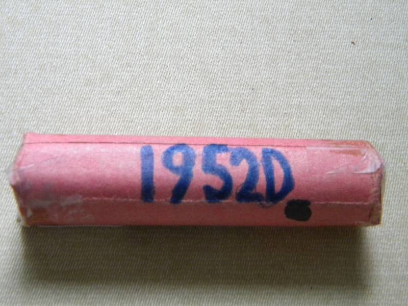 lot 13 image: 50 Wheat Back Pennies Roll of 1952 D