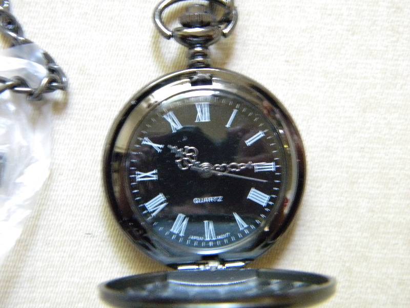 lot 45 image: Quartz Pocket Watch