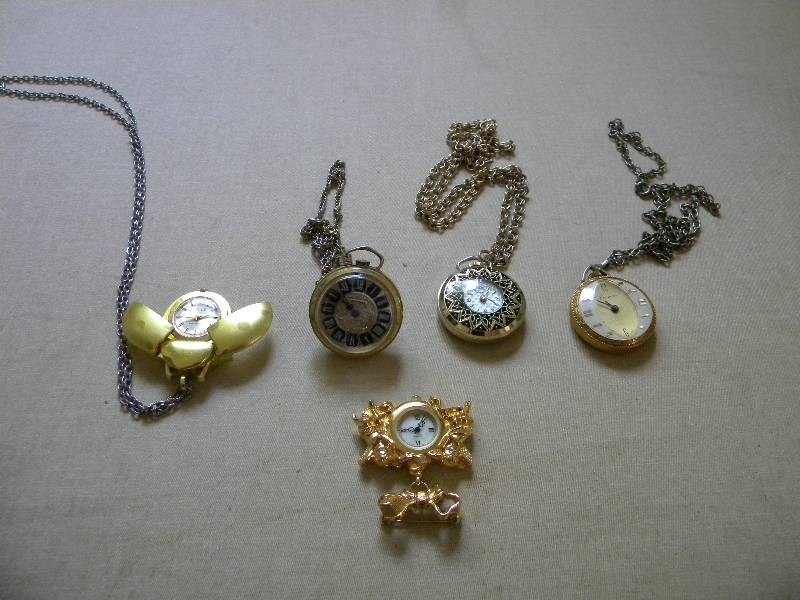 lot 49 image: 4 Necklace Watches & Brooch Watch