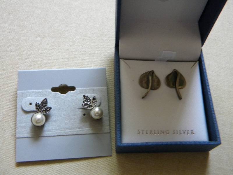 lot 54 image: Sterling Silver Earrings