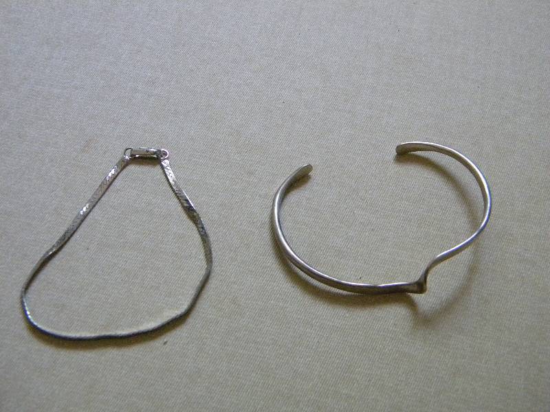 lot 59 image: Sterling Silver Bracelets