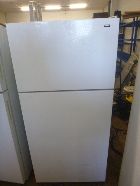 lot 14 image: Hot Point Refrigerator