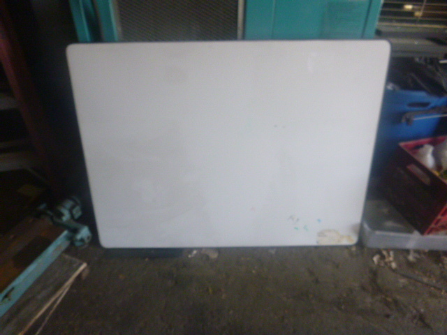 lot 26 image: Marker Board