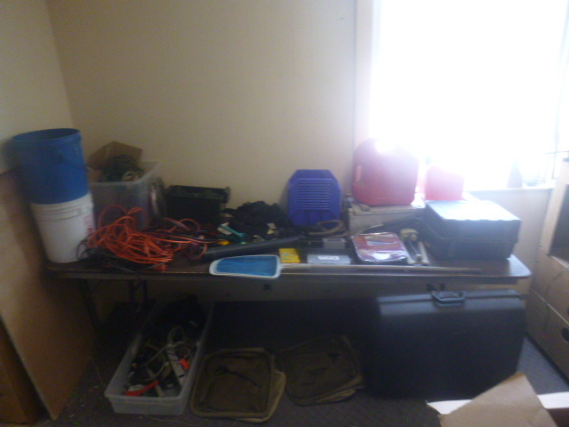 lot 50 image: Miscellaneous Garage Items