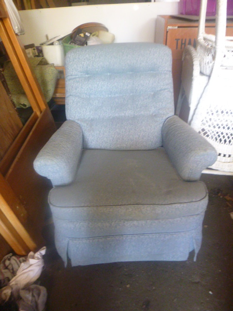 lot 60 image: RockerRecliner