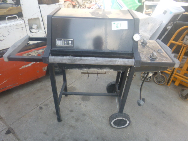 lot 81 image: Weber Grill