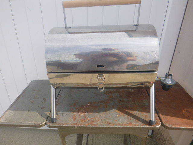 lot 110 image: Small Propane Grill