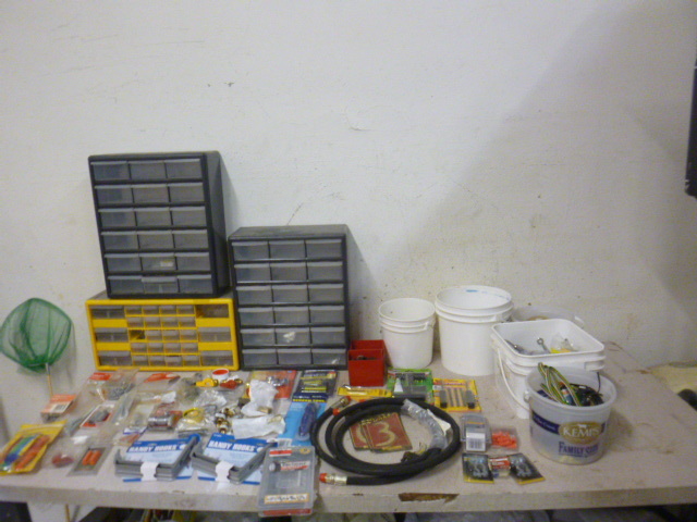 lot 161 image: Miscellaneous Garage Items