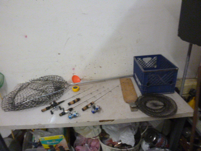 lot 162 image: Fishing Items