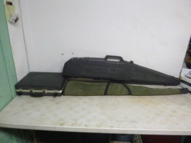 lot 166 image: 3 Gun Cases