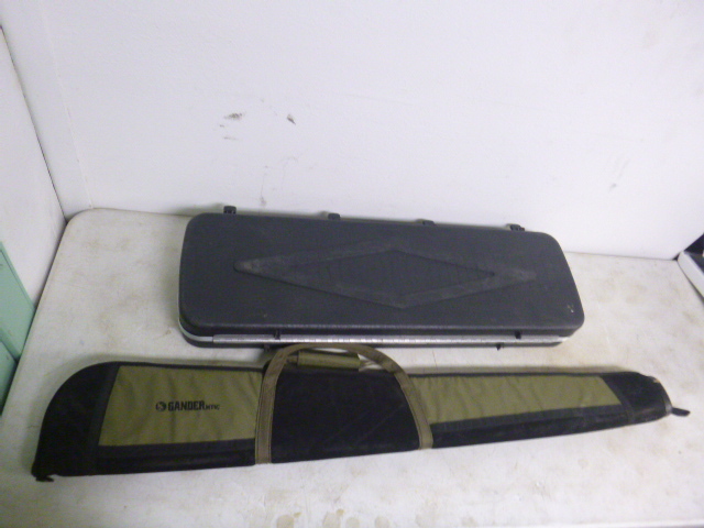 lot 167 image: 2 Gun Cases