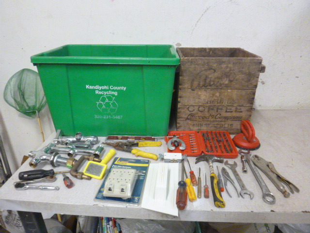 lot 189 image: Miscellaneous Garage Items