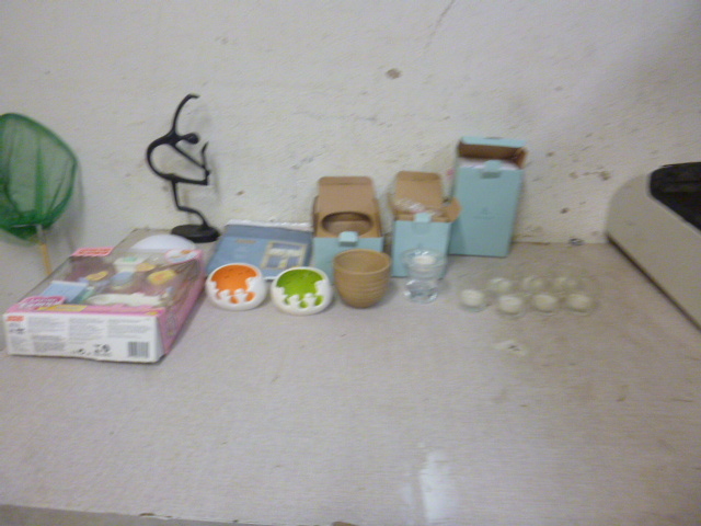 lot 190 image: Miscellaneous Dcor