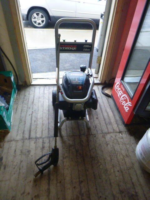 lot 196 image: Power Stroker Pressure Washer