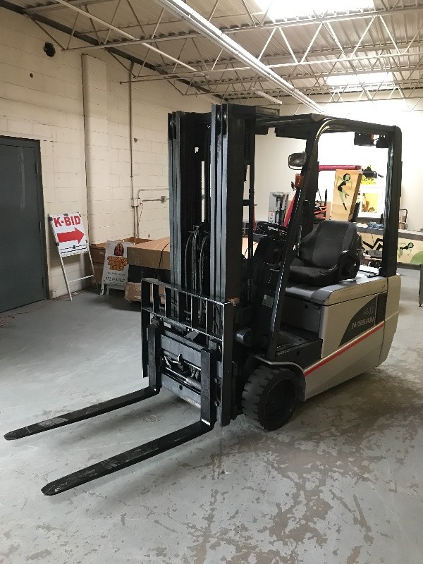 ABI 447 NISSAN ELECTRIC FORKLIFT KBID