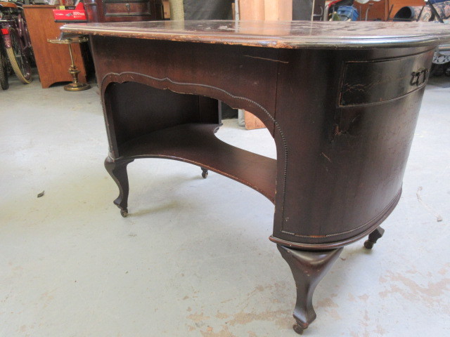 lot 702 image: UNIQUE VINTAGE DESK