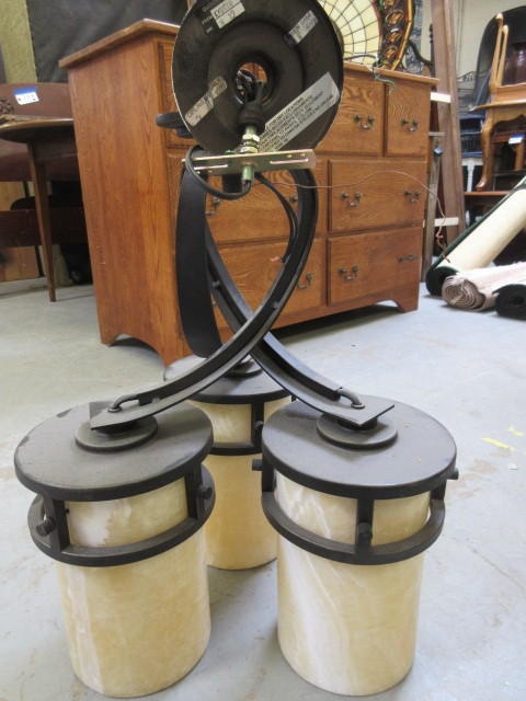lot 711 image: QUOIZEL BRONZE CEILING LAMP